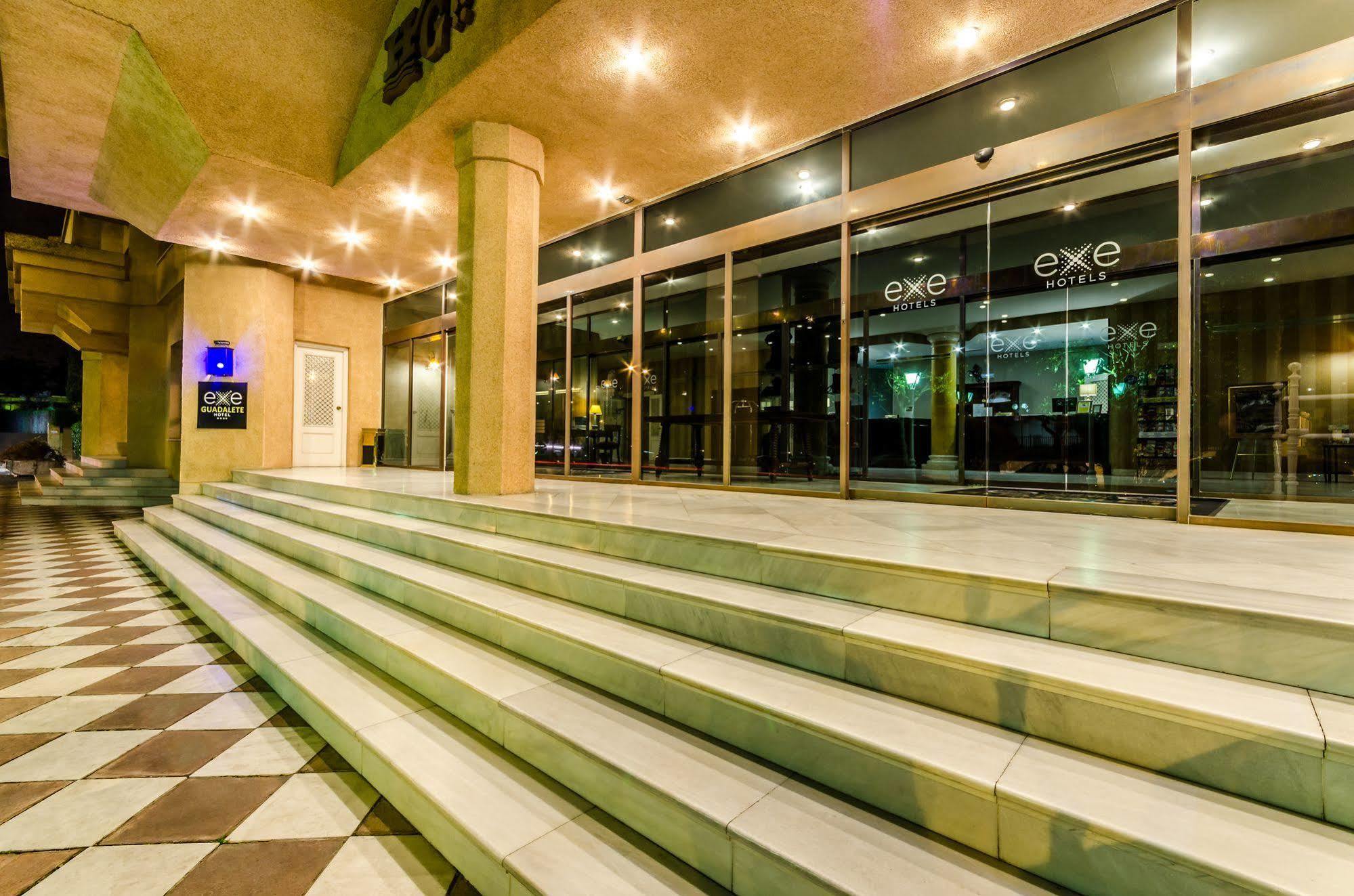 Exe Guadalete Hotel Jerez de la Frontera Buitenkant foto